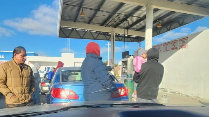 Peregrinan en Nuevo Laredo para conseguir gas LP; incrementa demanda | VIDEO