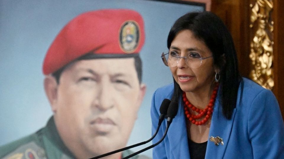 Delcy Rodríguez tomará protesta como presidenta interina