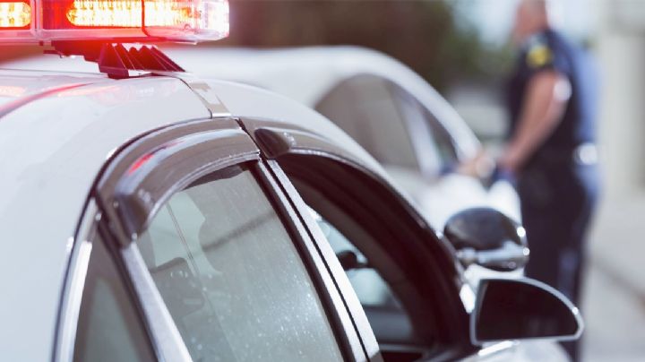Lo que nunca debes hacer si un policía te para en EU; errores que podrían afectar tu integridad