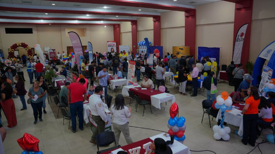 Feria del empleo en Nuevo Laredo.