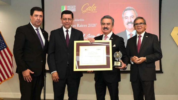 Instituto Cultural Mexicano de Laredo reconoce trayectoria de Eduardo Garza Robles con premio Nuestras Raíces