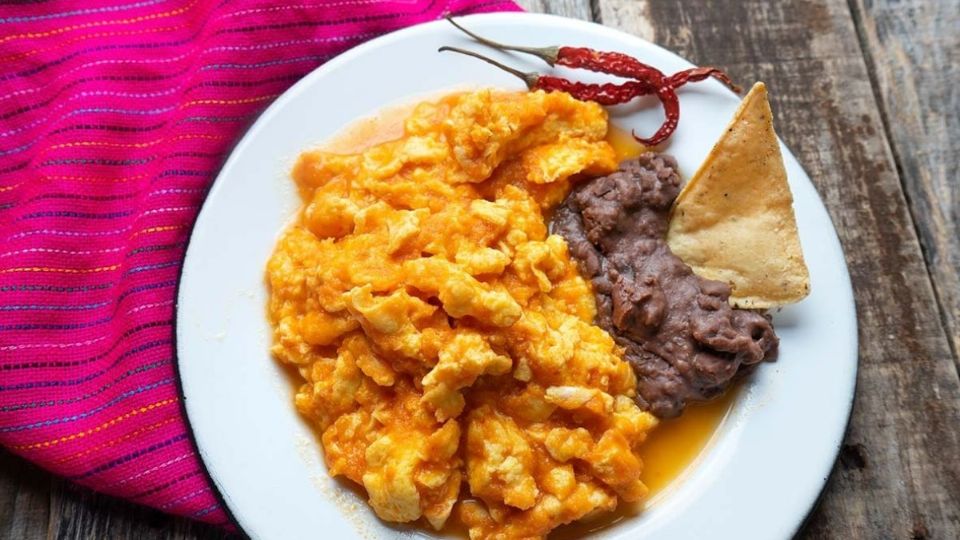 Huevos preparados al estilo tradicional mexicano
