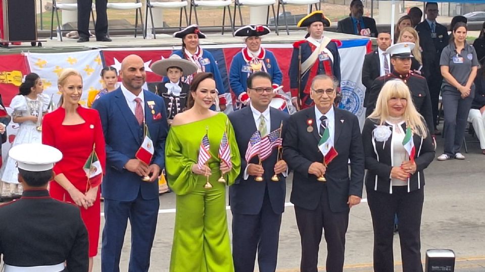 La Ceremonia del Abrazo Internacional se realizó esta mañana en el Puente II.
