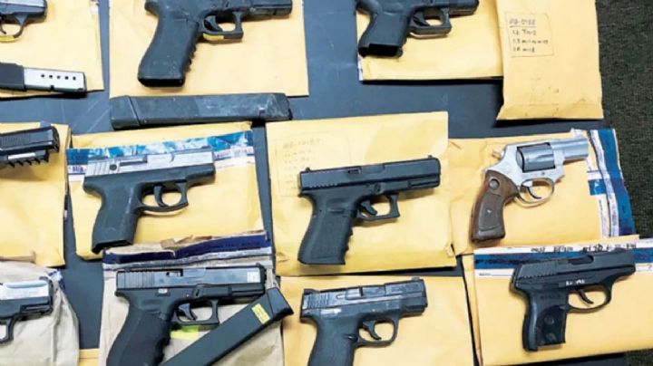 Con armas ocultas en Corvette, cae hombre en puente internacional 2