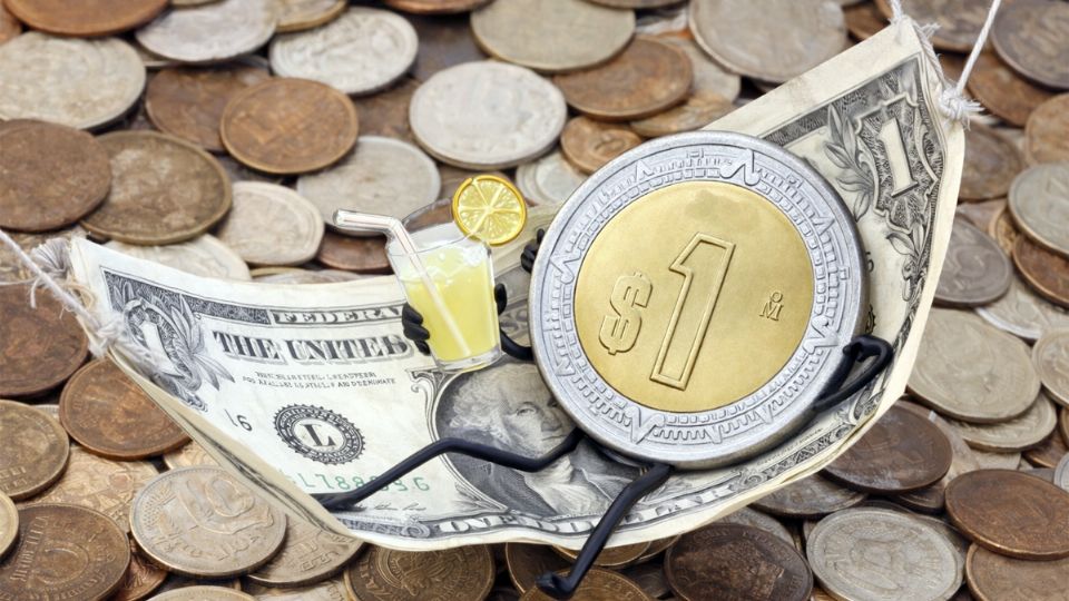 Políticas económicas de EU influyen para fortalecer al peso