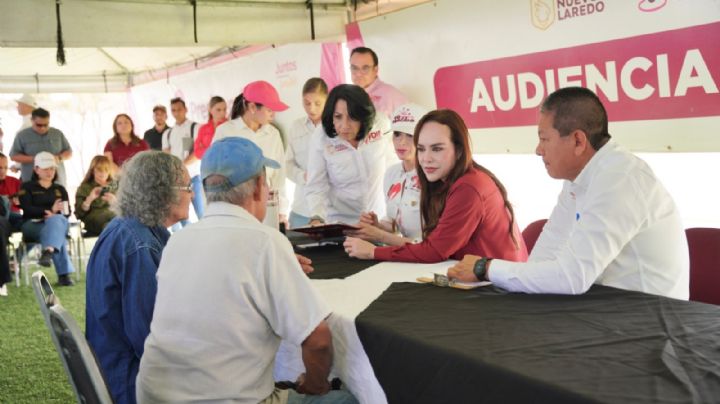 Atienden peticiones en la colonia Lomas del Río con el programa 'Presidencia Cerquita de Ti'