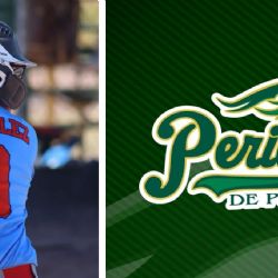 Roberto González, beisbolista de Nuevo Laredo, firma para Pericos de Puebla... ¡a sus 13 años!