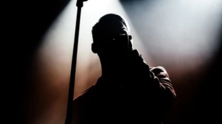 Fue uno de los cantantes más exitosos del mundo; dejó de caminar y vive bajo cuidados las 24 horas