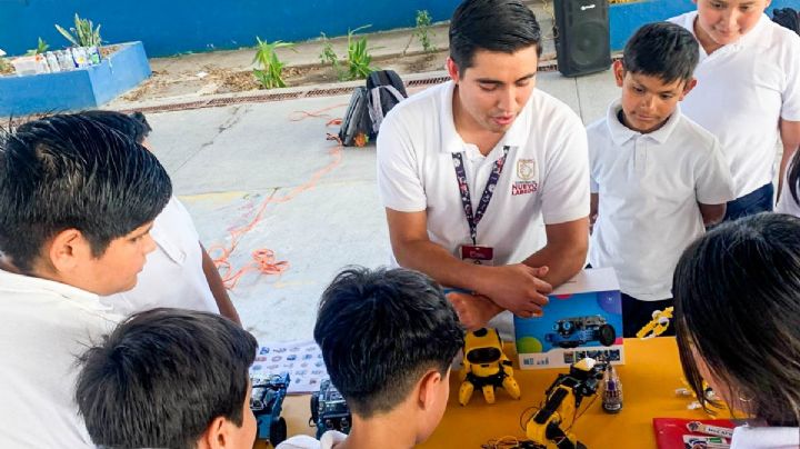 Llevan ciencia y robótica a primarias de Nuevo Laredo