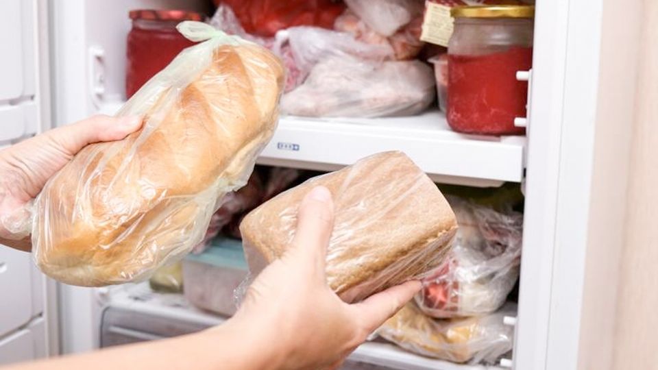 ¿Que beneficios guardar el pan congelado?