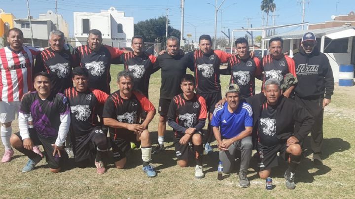 Lobos Negros vence al Corona García e inician con el pie derecho en la Liga Independiente Colosso Veteranos Dominical