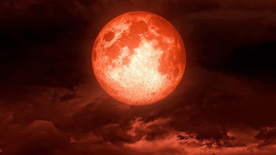 Luna de sangre en marzo