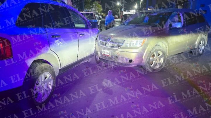 Jaqueline maneja ebria y provoca fuerte choque contra camioneta estacionada; no contaba con licencia
