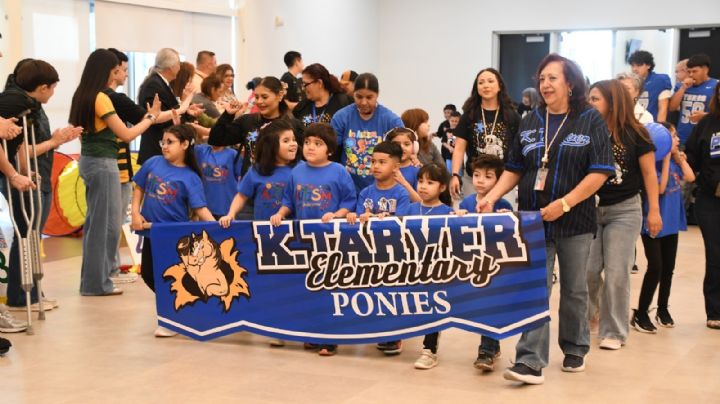 Alumnos de educación especial del LISD se divierten en Día de Campo