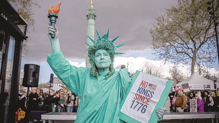 Marcha pueblo de Estados Unidos contra Donald Trump