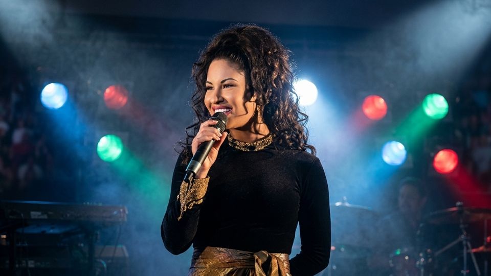Selena durante su presentación en la Cueva Leonística