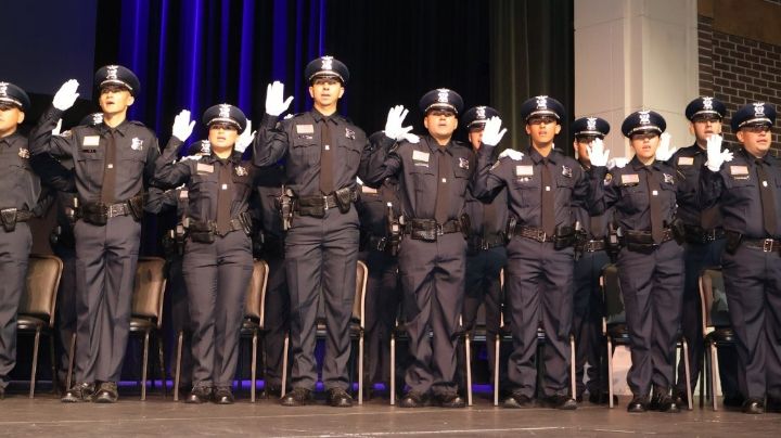Laredo tiene 16 nuevos policías; se gradúan cadetes para proteger a la ciudadanía
