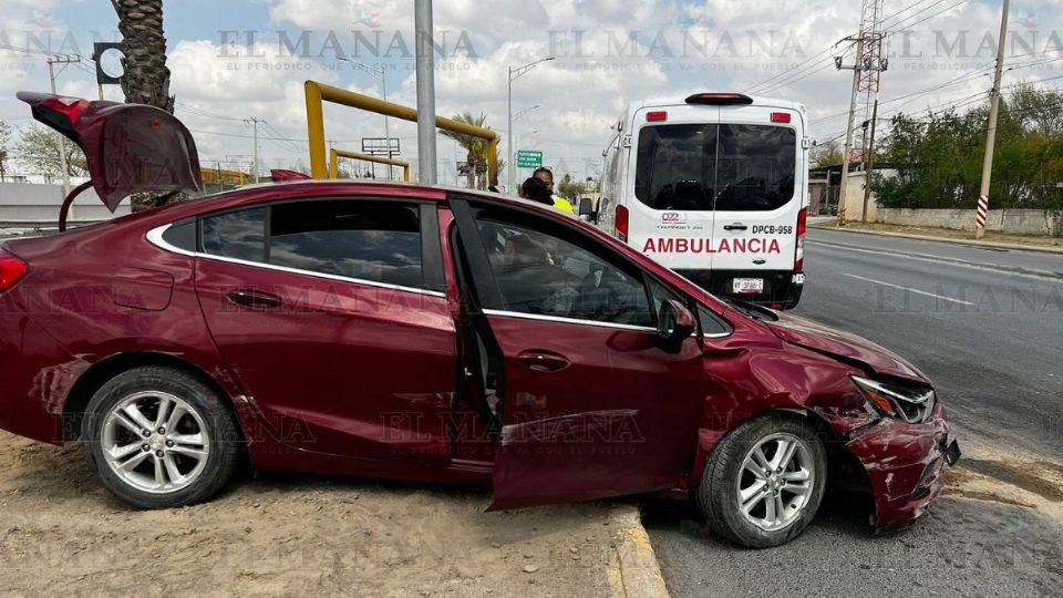 Un accidente casi termina con la vida de una mujer y su nieta.