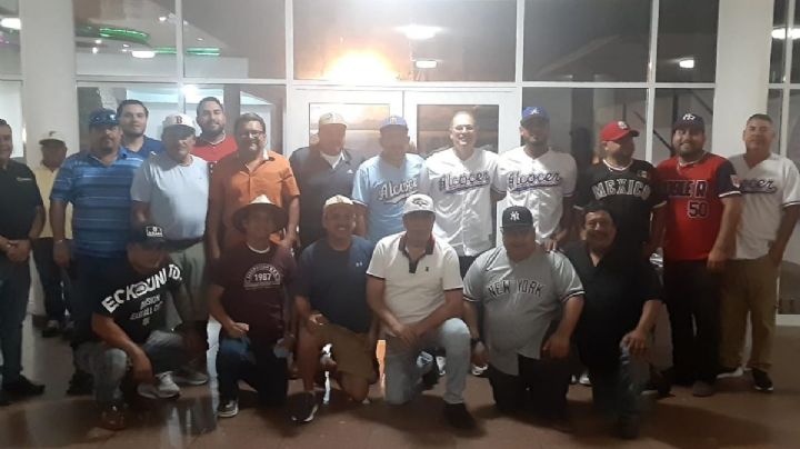 Premian a los mejores en la Liga de softbol Alijadores de Nuevo Laredo