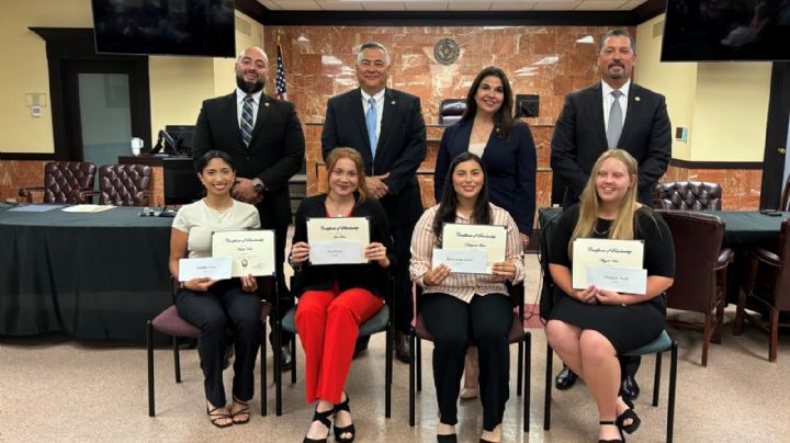 Repartirá Fundación  para una Mejor Comunidad del Condado de Webb 29 mil dólares a alumnos ejemplares