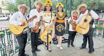 Nuevo Laredo celebra el Día Nacional del Huapango con el evento 'Fandango huasteco'