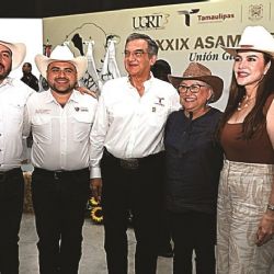 Respalda Américo Villarreal a productores locales