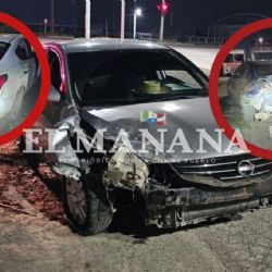 Manuel se descuida y hace 'chuza' en Villas de San Miguel; tres autos resultaron dañados