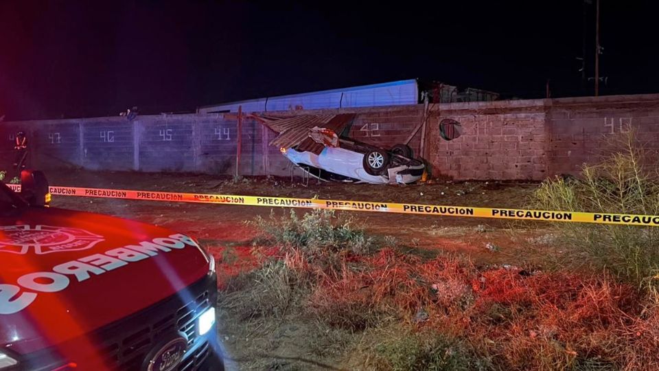 El joven de 18 años murió en el lugar de la volcadura